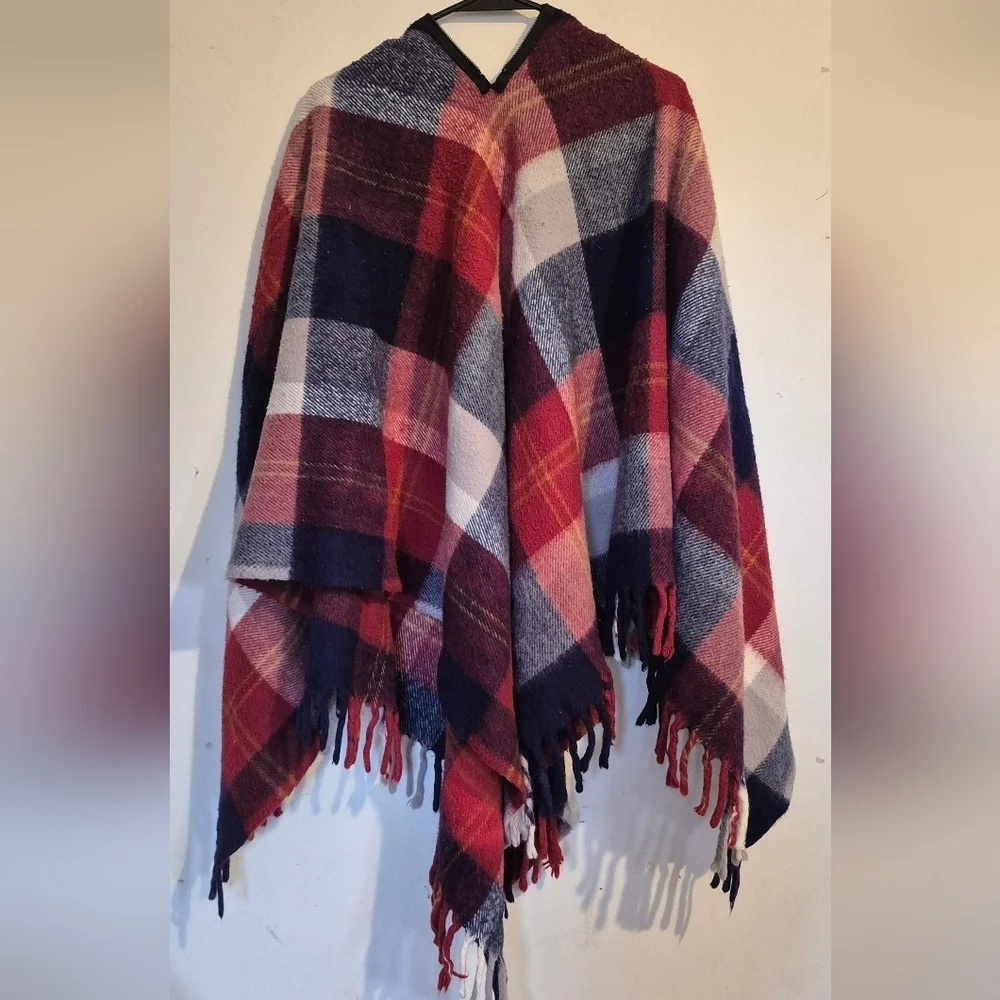 Plaid Fringe Scarf in Red and Blue